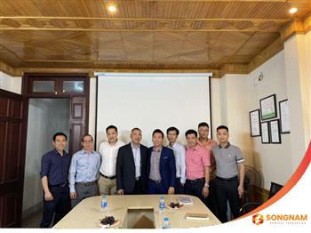 THE BOARD OF DIRECTORS SCHNEIDER ELECTRIC VIETNAM VISIT AND WORKED WITH SONG NAM GROUP